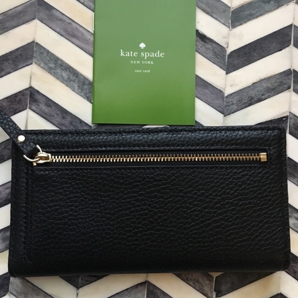 COPY - Kate Spade Wallet - Picture 2 of 4